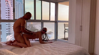 En Rentrant De La Plage, Je me Fais Prendre et Remplir Par Mon Voisin