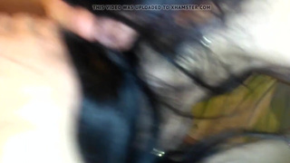 Ненасытно отсасывает у троих