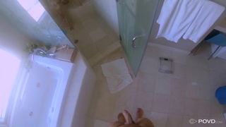 Вагинальное проникновение заставило милаху кричать