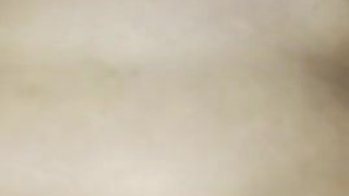 Толстый кореш муженька на четвереньках поимел круглозадую негритянку до кремпая