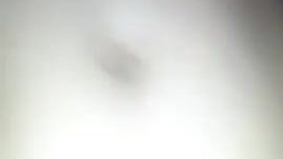 Мою долбит молоденькой