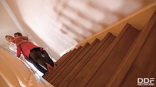 Фут фетиш с сисястой девкой в чулках