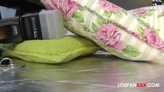 Жопастая латинка сосет член и дает в анал своему любовнику на отдыхе